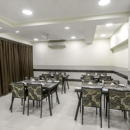 Oyo 16703 Hotel The Platinum Calcutta  Esterno foto