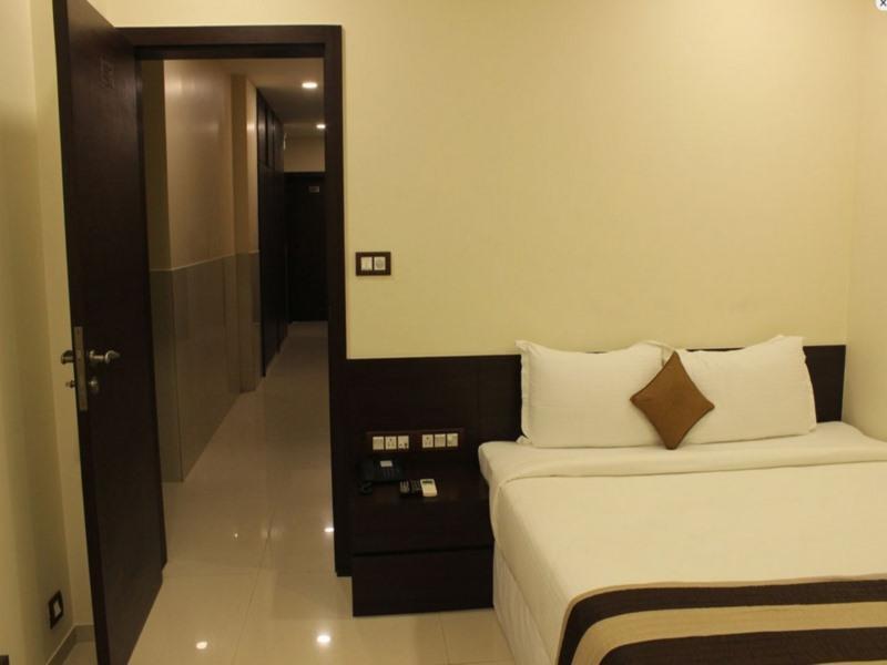 Oyo 16703 Hotel The Platinum Calcutta  Esterno foto