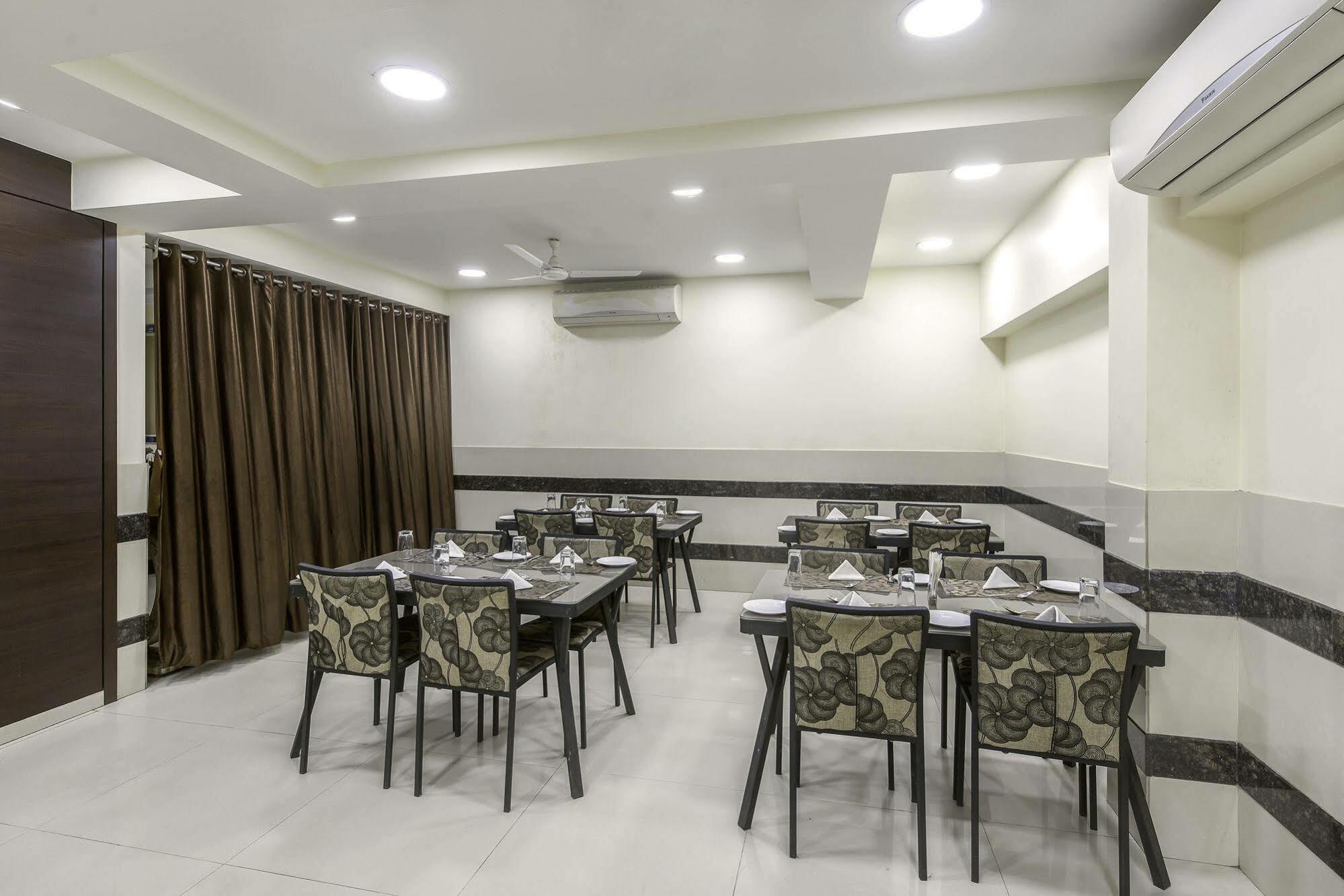 Oyo 16703 Hotel The Platinum Calcutta  Esterno foto