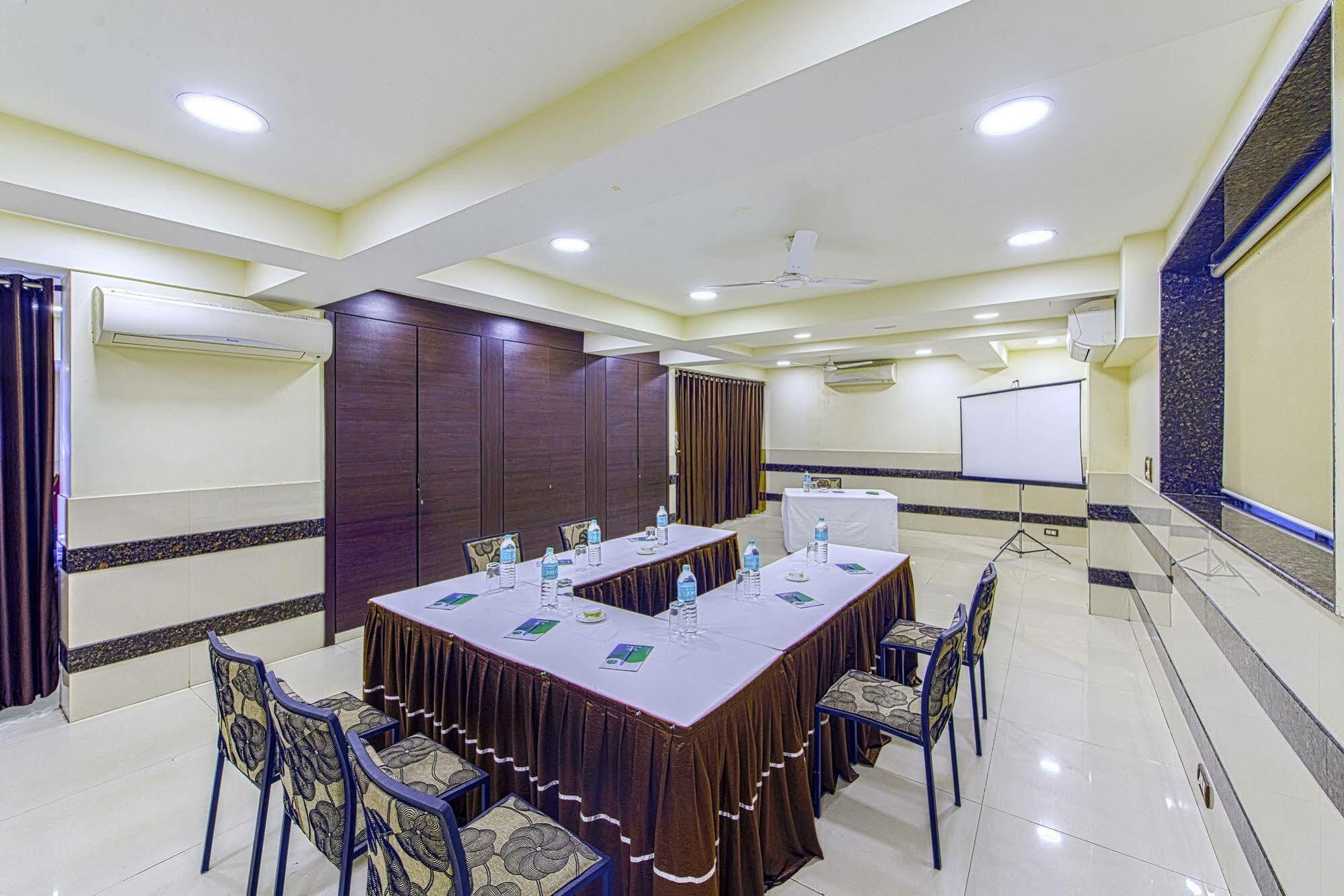 Oyo 16703 Hotel The Platinum Calcutta  Esterno foto