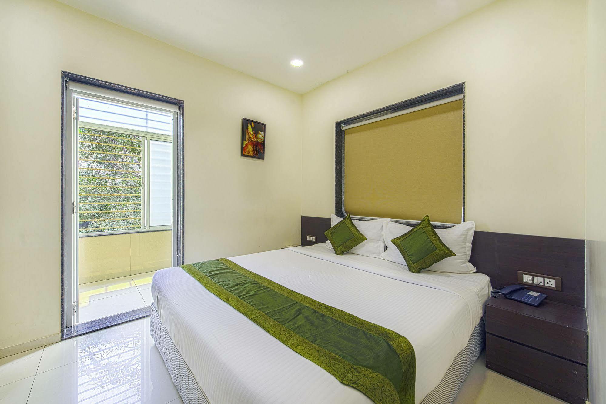 Oyo 16703 Hotel The Platinum Calcutta  Esterno foto