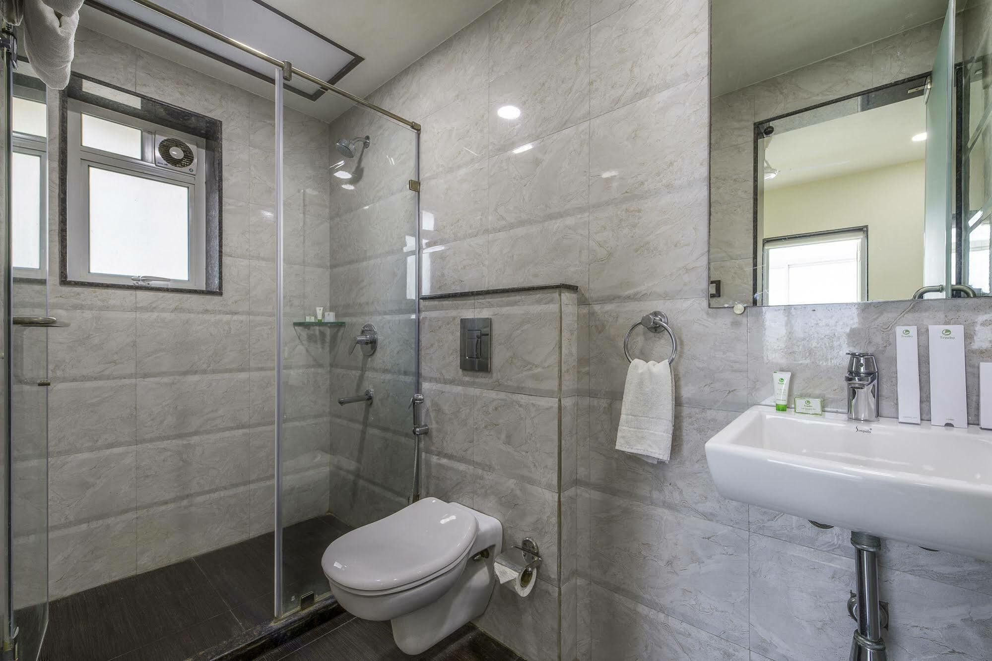 Oyo 16703 Hotel The Platinum Calcutta  Esterno foto
