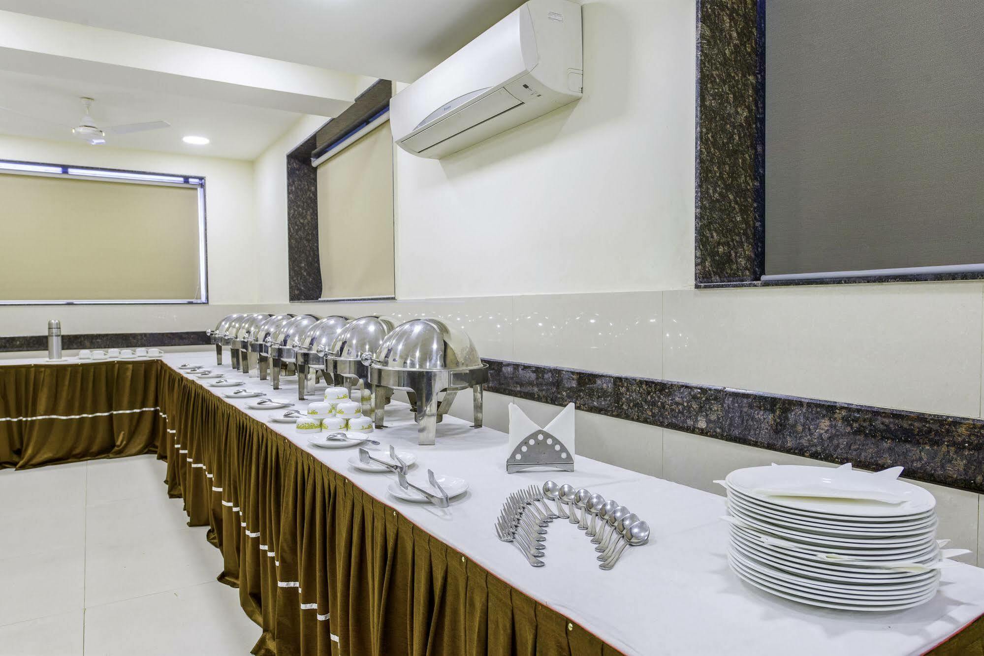 Oyo 16703 Hotel The Platinum Calcutta  Esterno foto